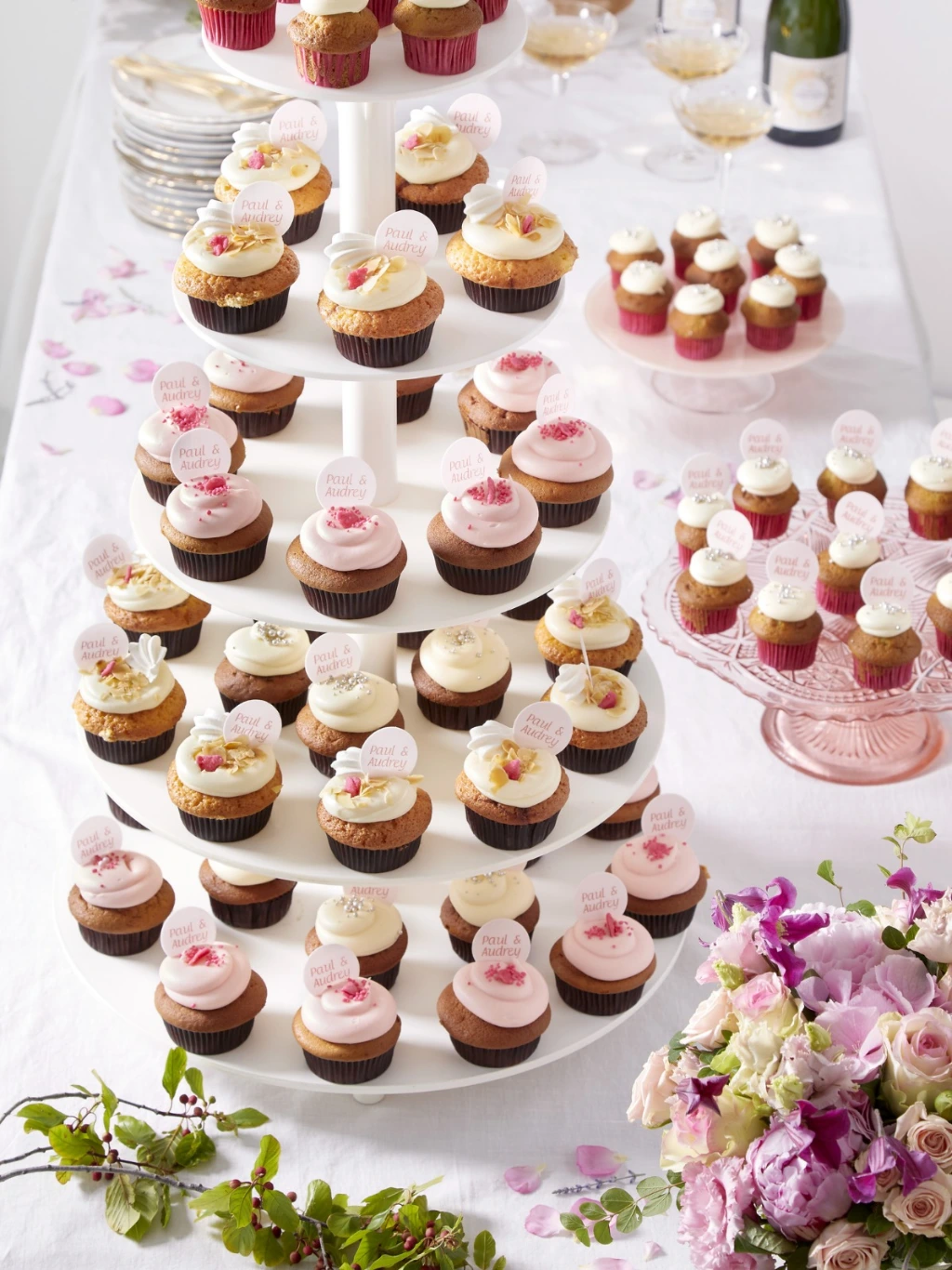 pièce montée cupcakes
